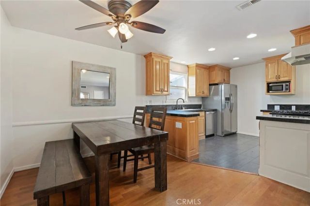 124 Hastings, Ventura, CA 93003