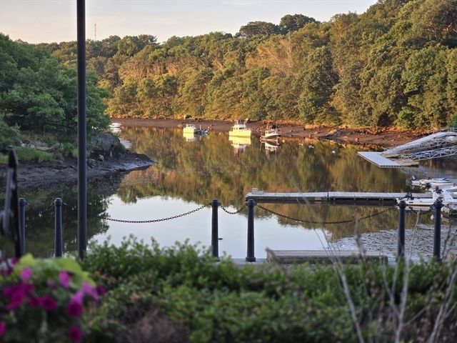 88 Wharf St 107, Milton, MA 02186