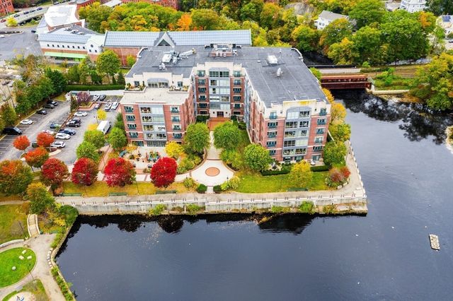 88 Wharf St 107, Milton, MA 02186