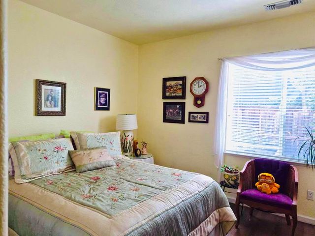 4113 Keepsake Dr, Modesto, CA 95356