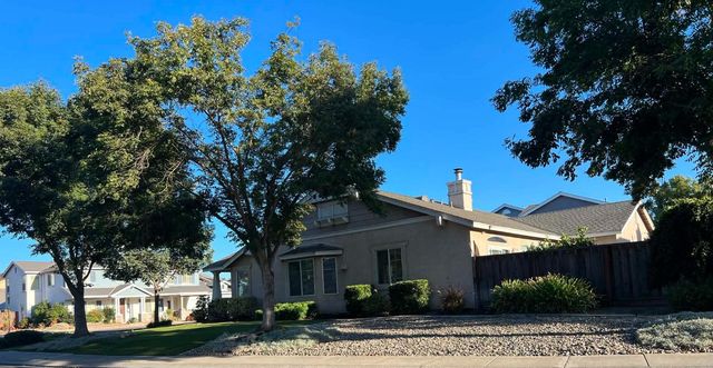 4113 Keepsake Dr, Modesto, CA 95356