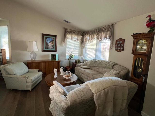 4113 Keepsake Dr, Modesto, CA 95356