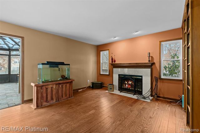 506 Foxfire Drive, Howell, MI 48843