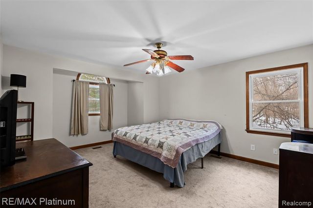 506 Foxfire Drive, Howell, MI 48843