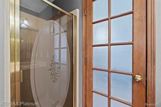 506 Foxfire Drive, Howell, MI 48843