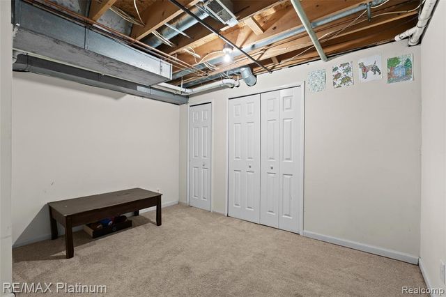 506 Foxfire Drive, Howell, MI 48843