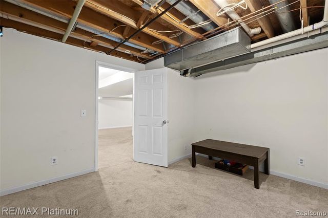 506 Foxfire Drive, Howell, MI 48843