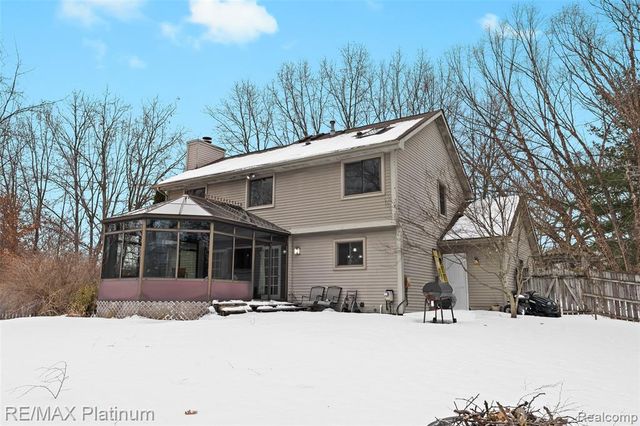 506 Foxfire Drive, Howell, MI 48843
