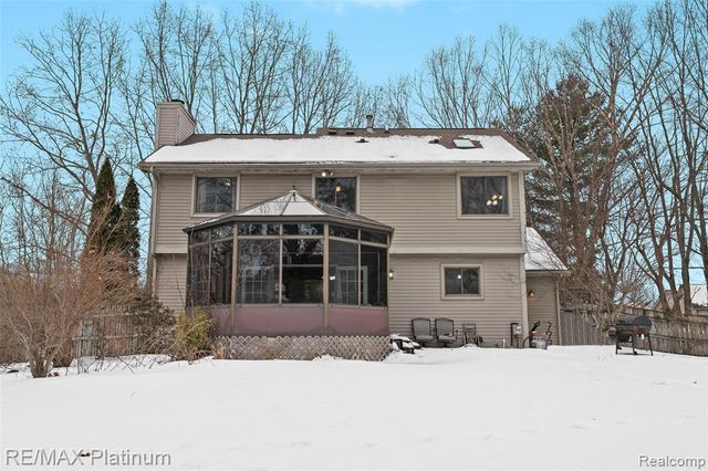 506 Foxfire Drive, Howell, MI 48843