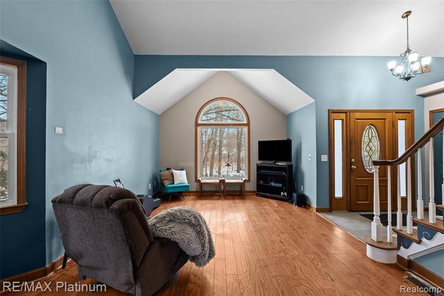 506 Foxfire Drive, Howell, MI 48843