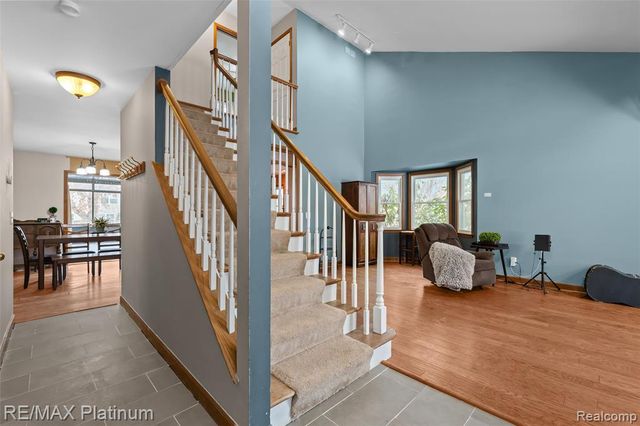 506 Foxfire Drive, Howell, MI 48843