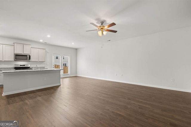 265 Sound Circle 152, Stockbridge, GA 30281