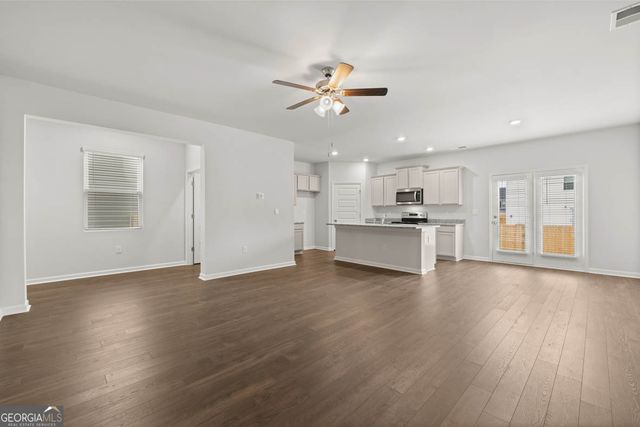 265 Sound Circle 152, Stockbridge, GA 30281