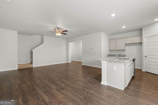 265 Sound Circle 152, Stockbridge, GA 30281