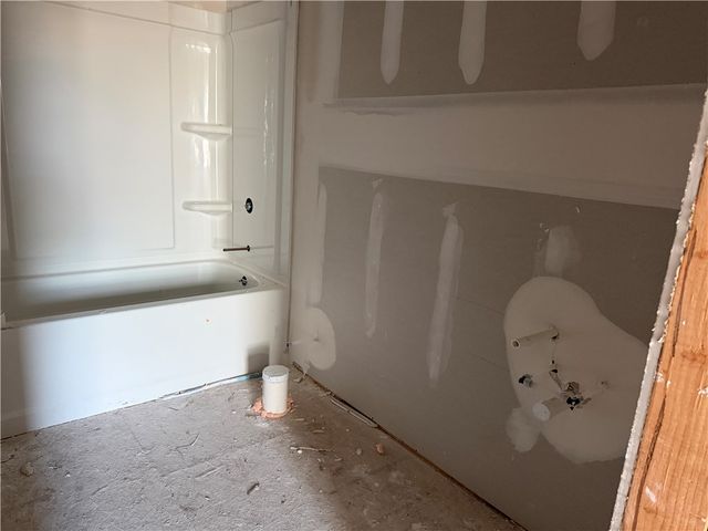 2185 Big River, College Station, TX 77842