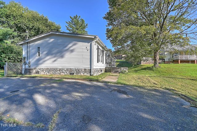 919 Old Stage Road, Church Hill, TN 37642
