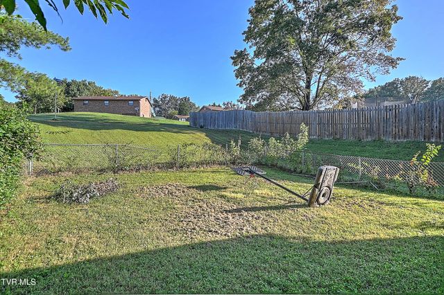919 Old Stage Road, Church Hill, TN 37642
