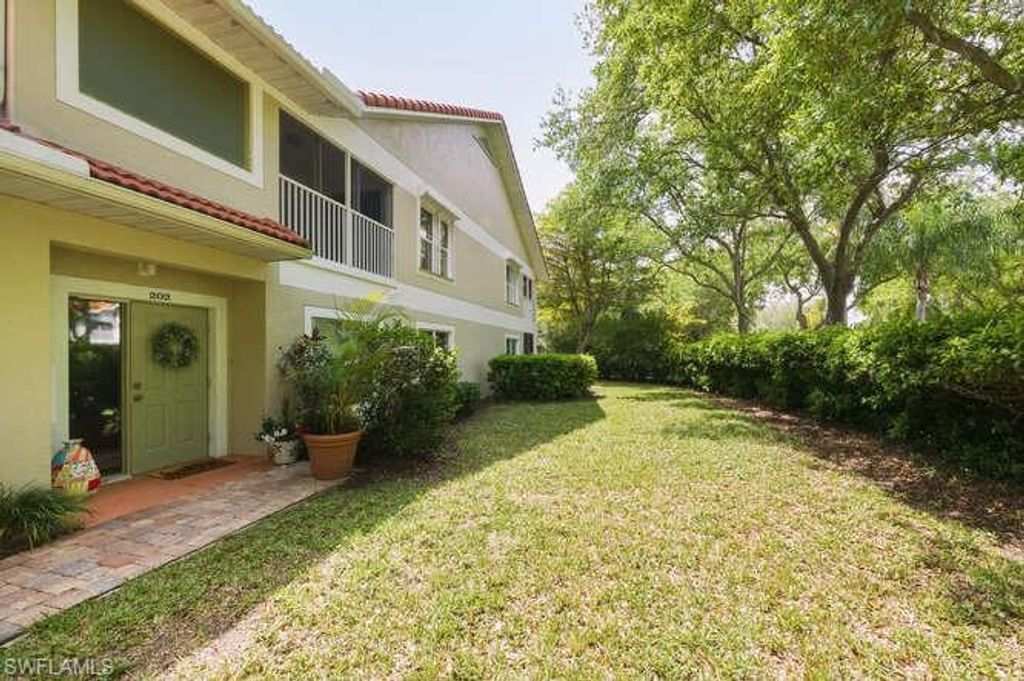 5300 Andover DR 202, NAPLES, FL 34110 — photo 3