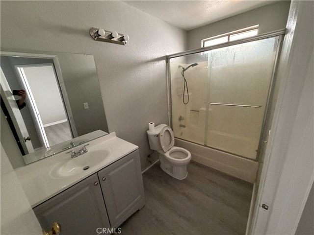 14605 Woodland, Fontana, CA 92337