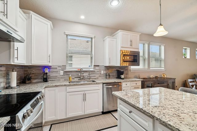 28 ROCK SPRING Loop, St. Augustine, FL 32095