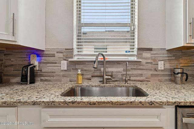28 ROCK SPRING Loop, St. Augustine, FL 32095