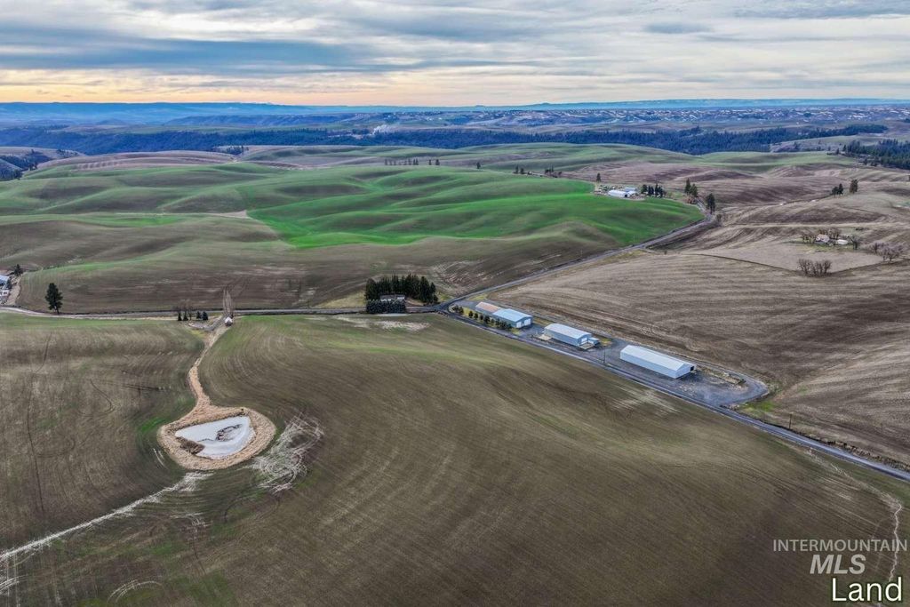 1040 Driscoll Ridge Rd, Troy, ID 83871 photo 3