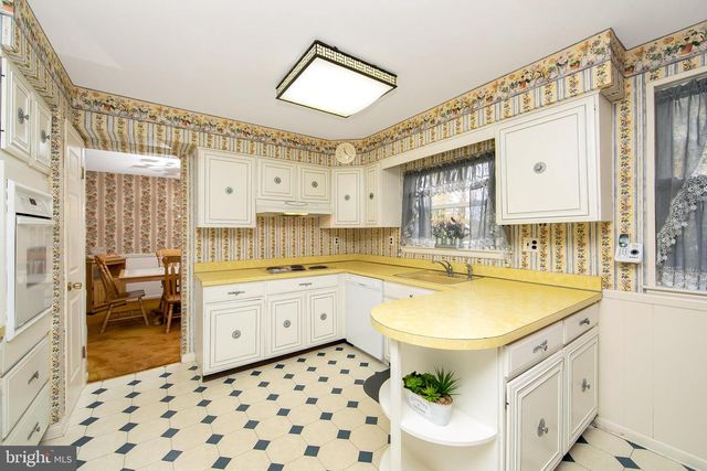 743 CORNWALLIS DRIVE, Mount Laurel, NJ 08054