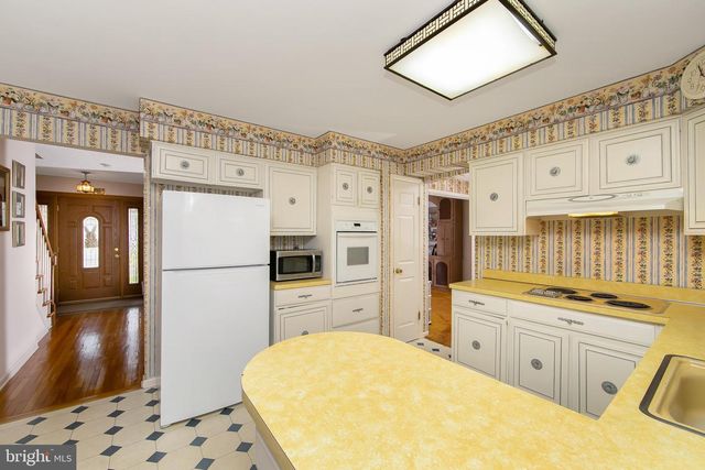 743 CORNWALLIS DRIVE, Mount Laurel, NJ 08054