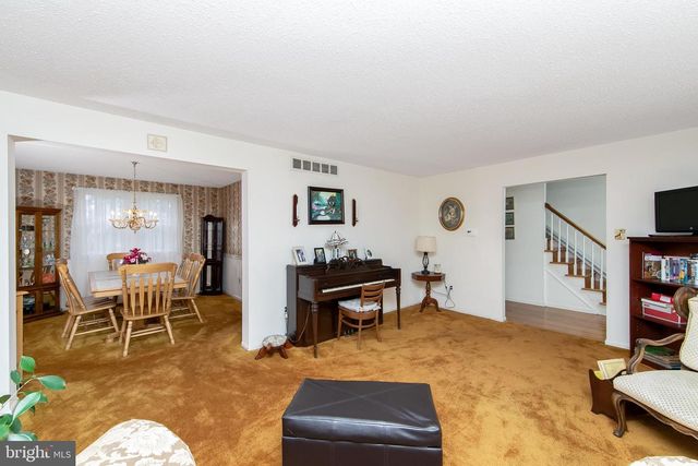 743 CORNWALLIS DRIVE, Mount Laurel, NJ 08054