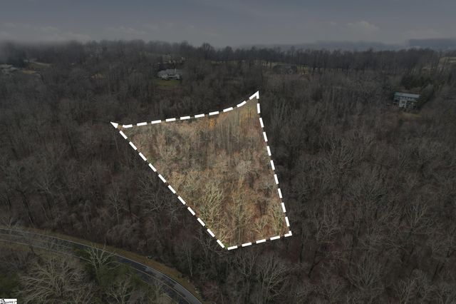 7 Day Lily Road, Landrum, SC 29356