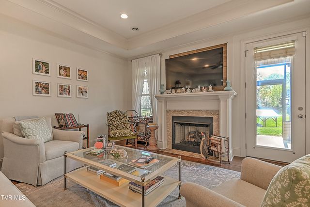 846 Vines Farm Lane, Jonesborough, TN 37659