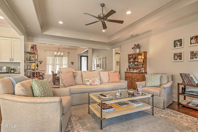 846 Vines Farm Lane, Jonesborough, TN 37659
