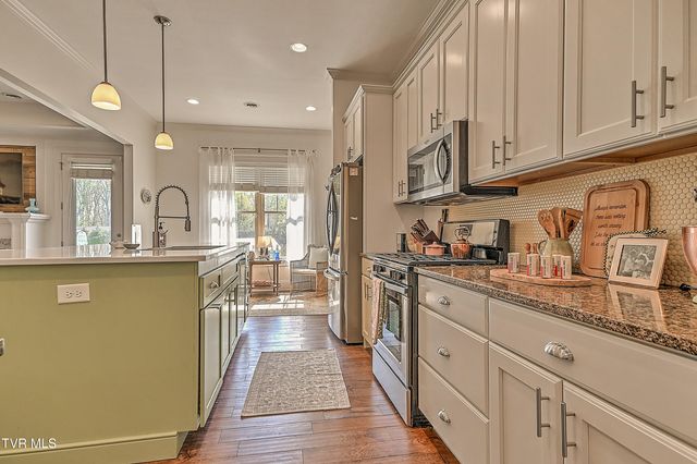 846 Vines Farm Lane, Jonesborough, TN 37659