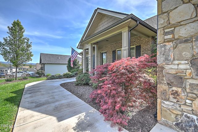 846 Vines Farm Lane, Jonesborough, TN 37659