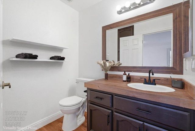 4954 Shell St, North Highlands, CA 95660