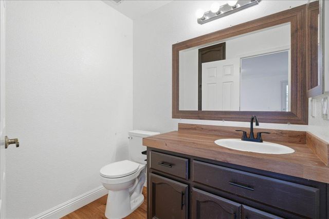 4954 Shell St, North Highlands, CA 95660