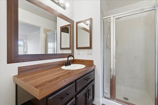 4954 Shell St, North Highlands, CA 95660
