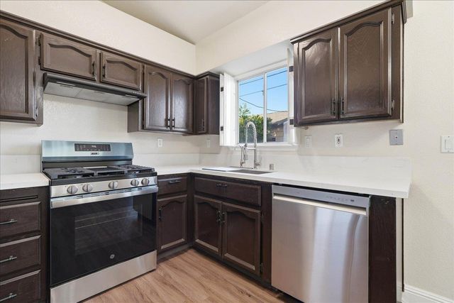 4954 Shell St, North Highlands, CA 95660