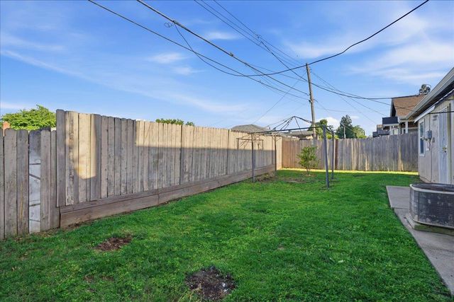 4954 Shell St, North Highlands, CA 95660