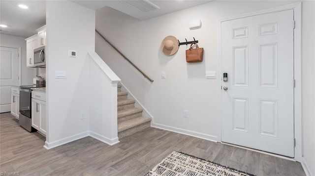 1547 Hamilton Hills Drive, Greensboro, NC 27406