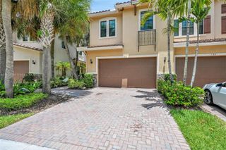 122 SW 127th Ter, Plantation, FL 33325