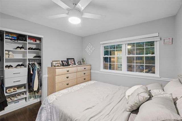 1 Pidgeon Court, Manorville, NY 11949