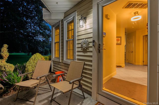 1 Pidgeon Court, Manorville, NY 11949