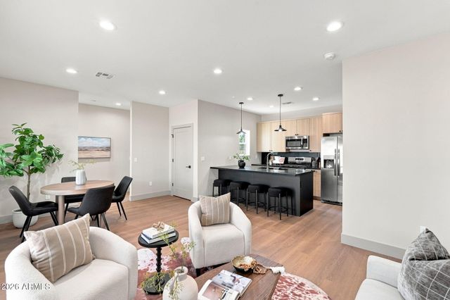 12640 N 70TH Street, Scottsdale, AZ 85254