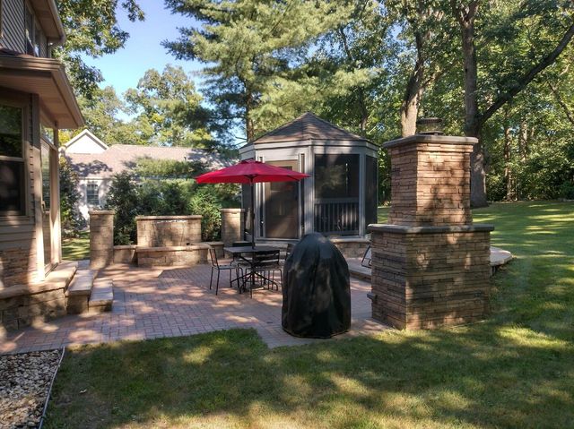 2307 N Country Springs Drive, Johnsburg, IL 60051