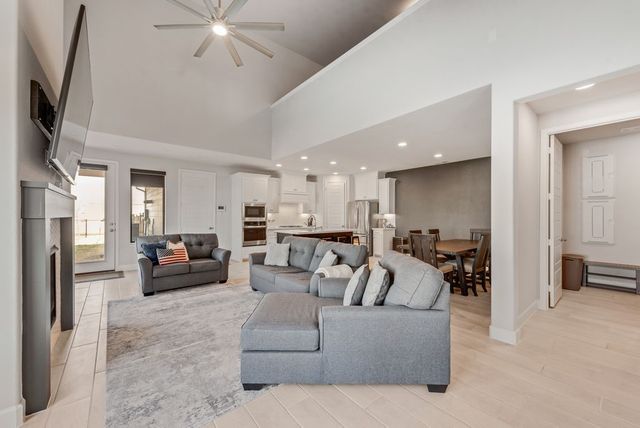 2113 Domingo Drive, Fort Worth, TX 76008