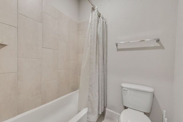 2113 Domingo Drive, Fort Worth, TX 76008