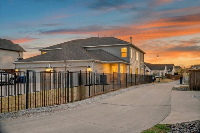 2113 Domingo Drive, Fort Worth, TX 76008