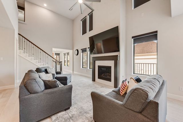 2113 Domingo Drive, Fort Worth, TX 76008