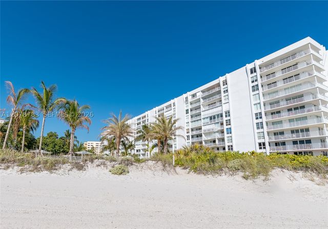 613 Ocean Dr 7C, Key Biscayne, FL 33149